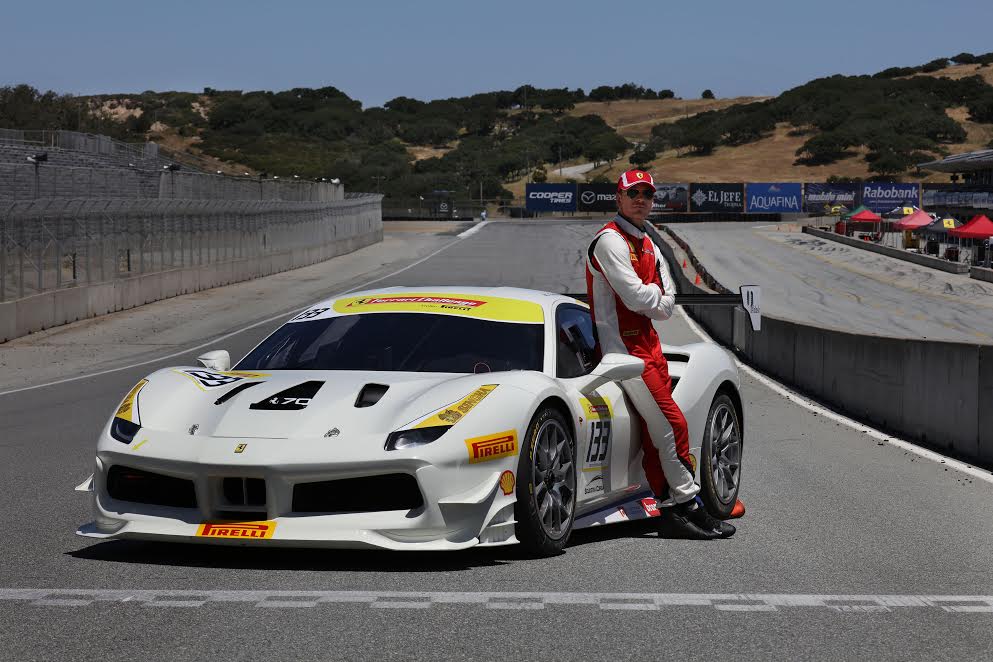 Aktor Hollywood Balap dengan Ferrari