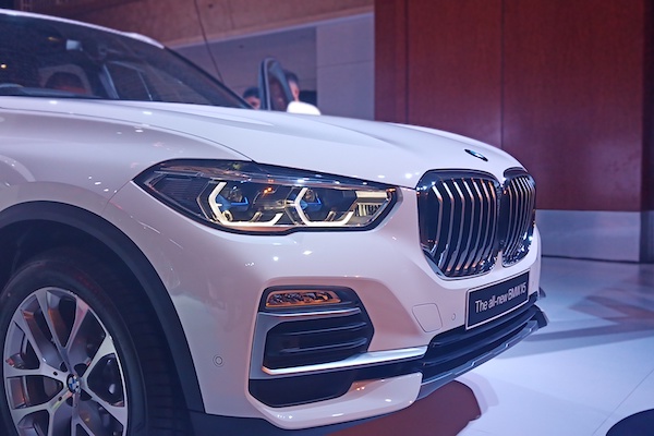 New BMW X5 Dengan Fitur Premium Hadir di Indonesia