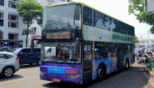 bus wisata city tour